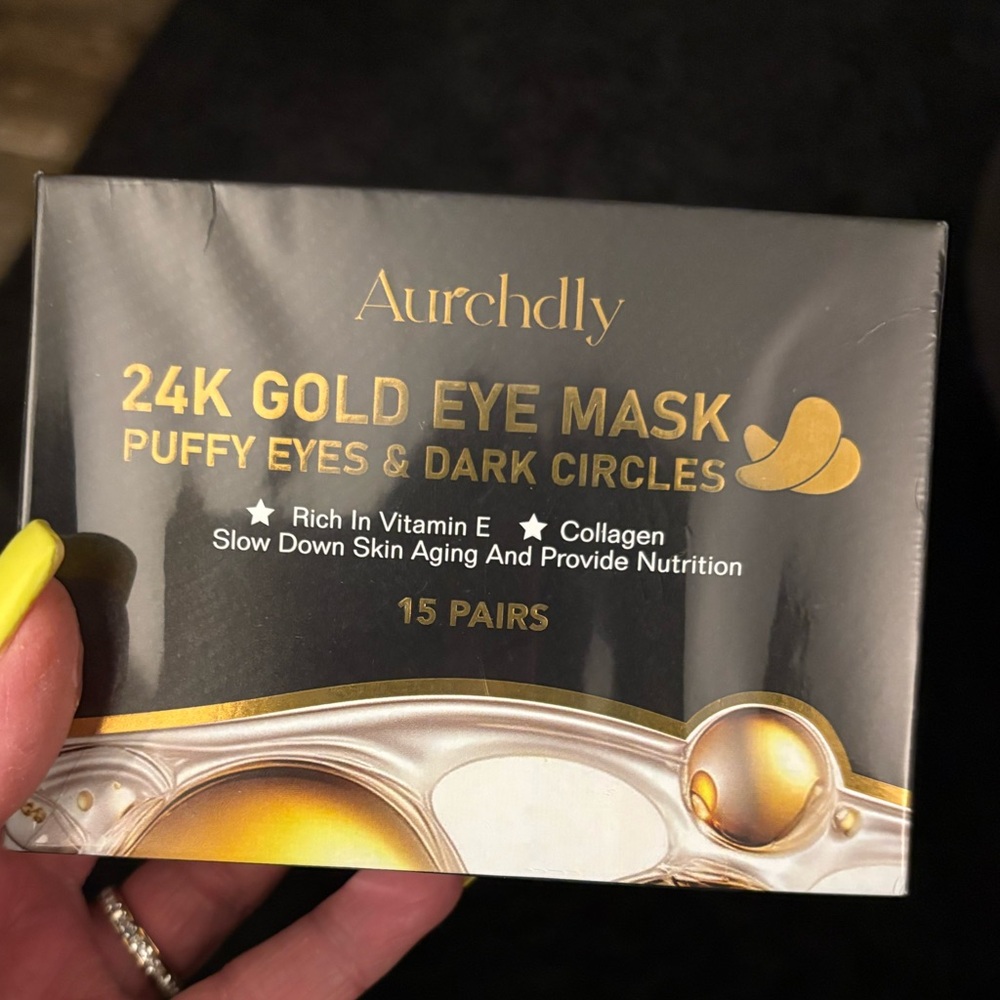 Aurchdly 24 k Gold Eye Mask Puffy Eyes & Dark Circles. 15 Pairs.